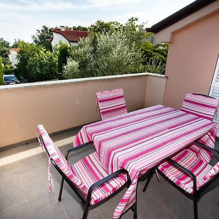 Premium Apartment Near Center And Beach With Parking Krk Town Luaran gambar