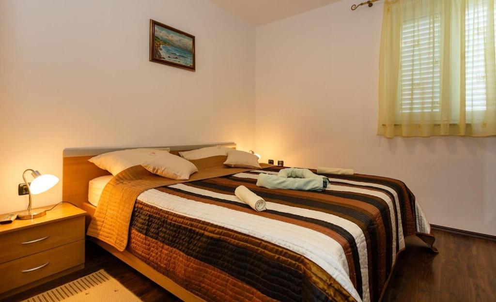 Premium Apartment Near Center And Beach With Parking Krk Town Luaran gambar